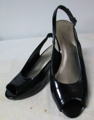 Zapatos Aerosoles Mujer Talla 9M Espalda PATENTE CUERO Pump Negro Cuero Punta Redonda Foto 1 de 4