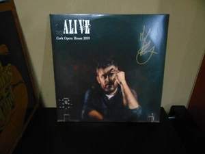 Mick Flannery Alive Cork Opera House 2019 Signed by Mick Flannery - Picture 1 of 2