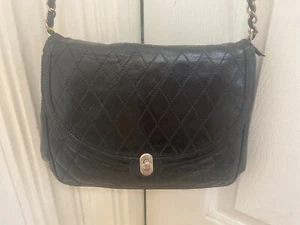 Beautiful Bally handbag, black, great condition - Picture 1 of 5