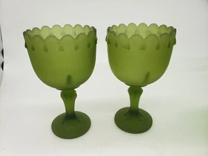 2 Vintage Indiana Glass Frosted Satin Green Glass Goblet Scalloped Teardrop T43 - Picture 1 of 3
