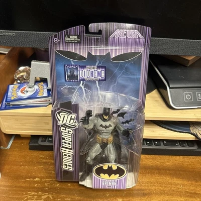 DC Super Heroes S3 Select Sculpt Series Batman Black & Grey Sealed Mattel 2007 - Image 1 of 4