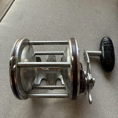 Penn 113H Special 4/0 Senator High Speed Ball Bearing Reel - Image 1 of 4
