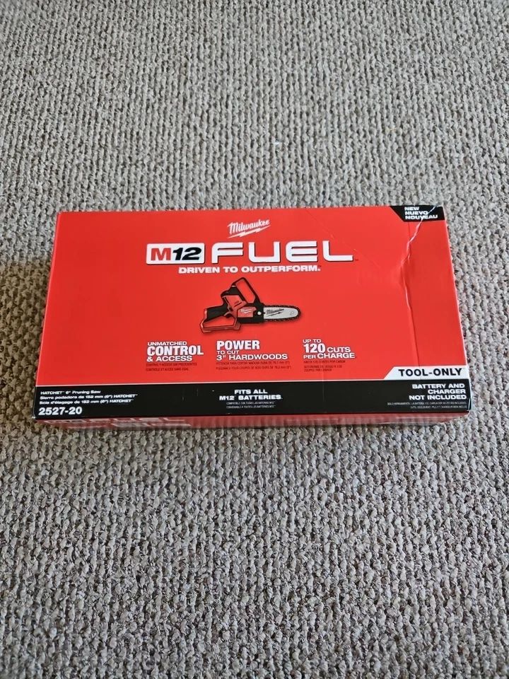 Milwaukee 2527-20 M12 FUEL HATCHET 6 in Pruning Saw - Red