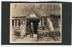 Vintage photograph of Edwin Perrett and family, Fovant, Wiltshire (C80796)