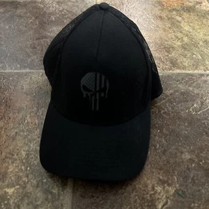 Gorra de béisbol negra con cierre a presión de camionero de malla de francotirador The Punisher - Imagen 1 de 4