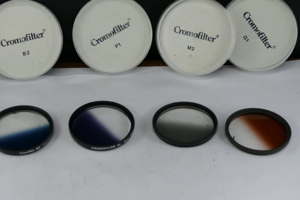 Genuine Chromofilters  garduated  filters   52 mm x 4   B2, G1, M2. P1 - Image 1 of 4