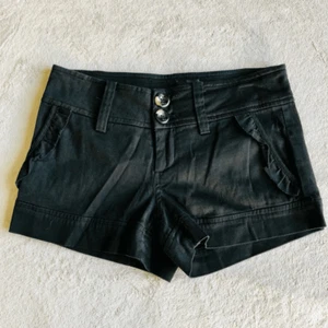 2b bebe Black Ruffle Hot Shorts - Picture 1 of 10