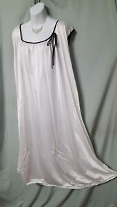 Only Necessities ABOVE ANKLE SEXY White NIGHTGOWN SLEEVELESS SZ 4X 68" BUST