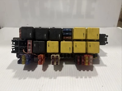 00-06 MERCEDES W220 S430 CL500 CL55 S55 AMG FRONT LEFT SAM FUSE BOX RELAY OEM - Image 1 of 4
