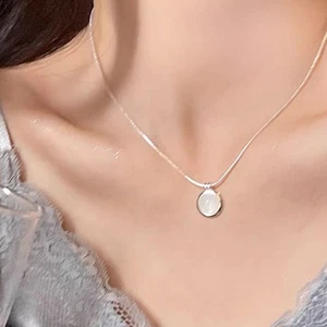 Chic Moonstone Clavicle Necklace Unique and Compact Design for Effortless Style - Picture 1 of 18