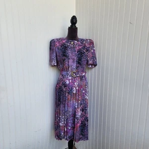 Vintage 80er LADY CAROL lila rosa Blumen STRiPE ACCORDiAN PLEAT MiDi KLEID Gr. 6 - Bild 1 von 15