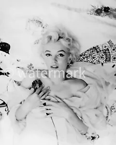 Classic Marilyn Monroe 1950s Pin-Up Actress 8x10 Print. - Picture 1 of 1