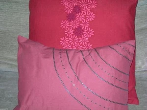 CALVIN KLEIN "SIERRA PERSIMMON" 1 PC TOSS PILLOWS   NIP  - Picture 1 of 4