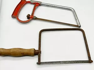 VINTAGE 2 PAIR OF HACKSAWS HACKSAW AND MORE D SHAPED ONE - Picture 1 of 4