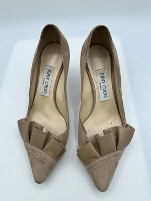 Jimmy Choo Leena Volantes Beige Tacón Gamuza Bomba Punta Mujer Talla 37/6.5 Foto 1 de 4