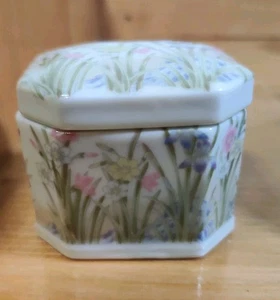 Vintage Takahashi San Francisco kleine Keramik "Iris" Schmuckschatulle Schmuck mit Deckel - Bild 1 von 8