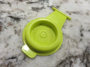 Tupperware Quick Shake Mixer Blender Chartreuse Flip Top Lid Cap ONLY - Picture 1 of 3