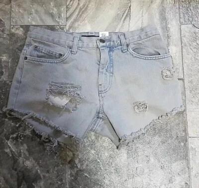 Pantalones cortos de jean Marc Jacobs para mujer desgastados talla 30 Foto 1 de 4