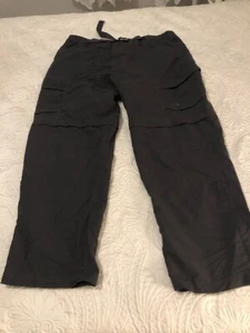 North Face Men’s Medium Hiking Convertible Pants Zip Off Legs  XL - Picture 1 of 11