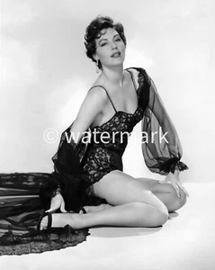 Vintage ACTRESS AVA GARDNER PIN UP - 8X10 PUBLICITY PHOTO - Picture 1 of 1