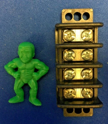 Magnum TB3 Terminal Block 8 Position LOT OF 3 - Image 1 of 2