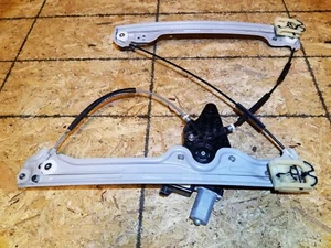 17 18 19 20 CADILLAC XT5 FRONT RIGHT PASSENGER DOOR WINDOW REGULATOR & MOTOR OEM - Picture 1 of 5