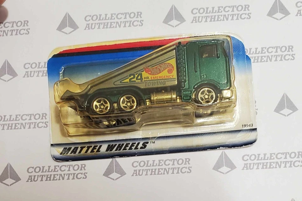 Hot Wheels 1986 24 Hr Emergency Car Hauler MINT - Image 1 of 1