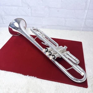 BACH TR-400 Bb Trumpet Used With Hard Case Mouthpiece - Picture 1 of 8