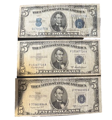Set of (3) , $5 Silver certificates 1935-d , 1953-A , 1953-B, Scarce - Image 1 of 4