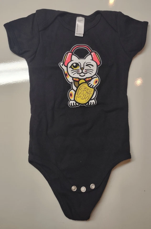 珍珠果酱海贼王 3-6 个月未使用婴儿衣服 Eddie Vedder — 第 1/2 张图片