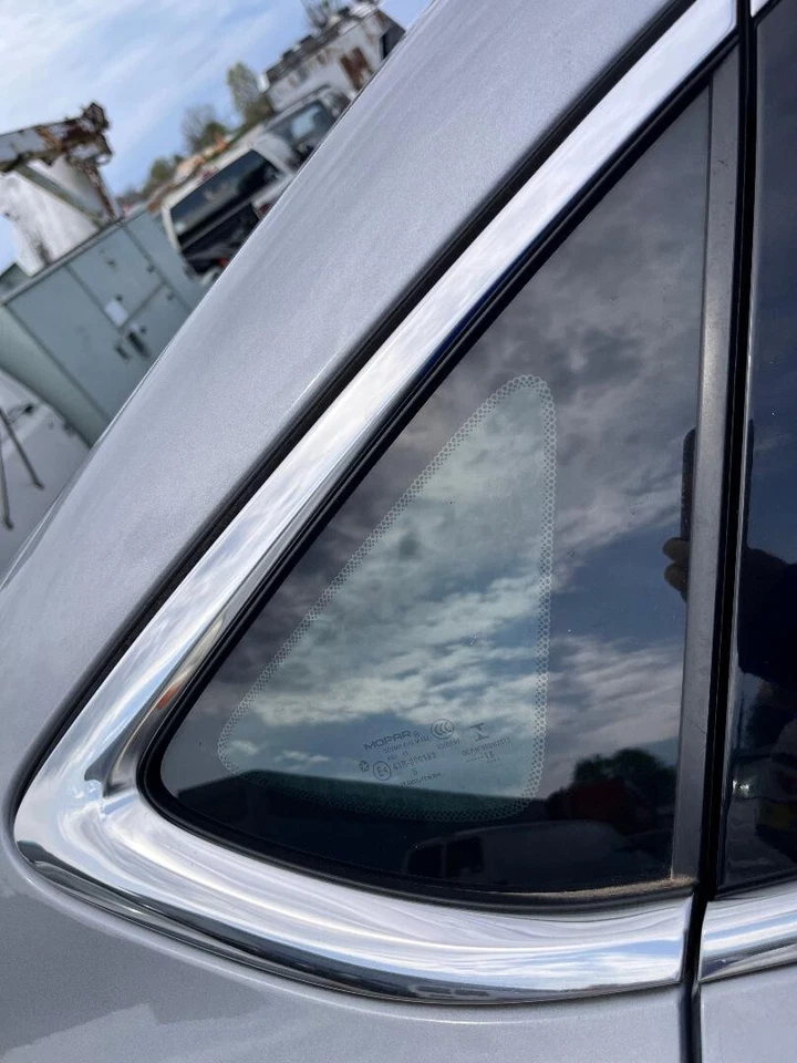 2015 16 17 CHRYSLER 200 Passenger Right RH Side Rear Quarter Window Glass - Image 1 of 1