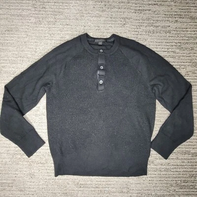 Suéter feminino Banana Republic tamanho M quarto de botão pequeno manga longa gola redonda - Imagem 1 de 4