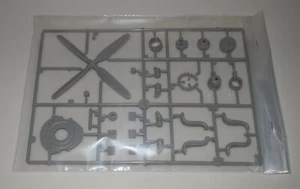 TRUMPETER F8F-1 BEARCAT 02247 ⭐PARTS⭐ SPRUE E-PROPELLER+TRANSFER CASE+MORE 1/32 - Picture 1 of 3