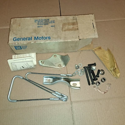 GM NOS 334517 1965 1966 CHEVROLET GMC PICKUP C10 20 30 V8 ENGINE LIFT STOP UNIT - Image 1 of 4