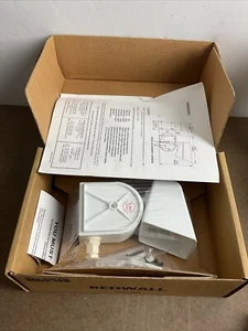 Brand New Redwall Outside PIR Motion Detector LRP-4010S. R-14 - Picture 1 of 4