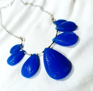 Dark blue Side drilled leaf beads Mixed blue glass leaves Necklace glass leaf - Picture 1 of 5