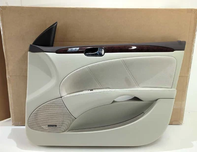 New OEM GM RH Front Door Trim Panel 2006-2011 Buick Lucerne Shale Suede 20938205 - Image 1 of 4