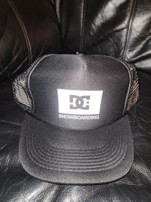 DC Snowboarding Malla Camionero Snapback Gorra Skate Skateboard Hombres Mujeres Negro Foto 1 de 4