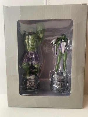 Eaglemoss Marvel Hulk and She-Hulk Rook Chess Pieces NIB - Image 1 of 4