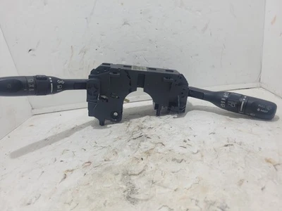 Interruptor combinado limpiaparabrisas señal de giro Jeep Liberty 2002-2007 P56018126AH negro OEM Foto 1 de 3