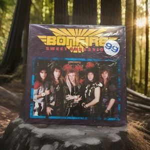 Bonfire - Sweet Obsession Bonfire – Sweet Obsession Vinyl, 12" Poster Pack K919 - Imagen 1 de 8