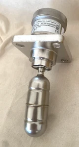 Interruptor de flotador de montaje lateral serie FineTek FF tipo FF15HLO-6+TA salida 50/250Vac - Imagen 1 de 9