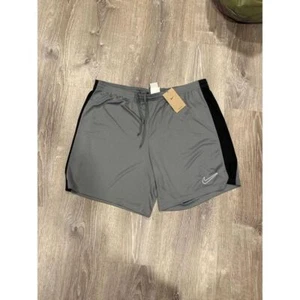 Mens Nike football soccer Shorts size xxl/ 2xl - Picture 1 of 4