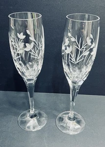 Par de flautas florales de champán cristal de 10” grabadas “Condesa” Noble Excelencia - Imagen 1 de 11