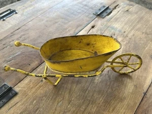 Vintage Old Wooden Hand Carved Flower Design Beautiful Coffee Table - Picture 1 of 9