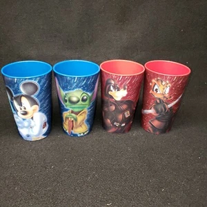 Disney Theme Parks Star Wars 3D Cups 2013 in Original Packaging - Picture 1 of 8