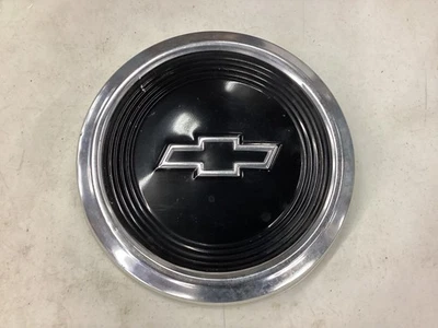 Original Chevy S10 Astro Van Dog Dish Hub Cap Center Cap - Image 1 of 4