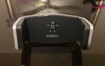 Belkin Universal Car Vent Mount for iPhone, Samsung Galaxy  Smartphones - Image 1 of 4
