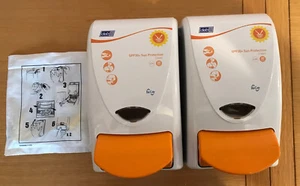 Deb Stokoderm UV Sonnenschutz Spender X 2. Handseifenspender - Bild 1 von 6