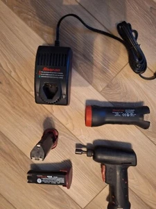 Snap-on CTS561 Drill,CTLED566 Flashlight,2 (7..2V) Battery(non working)+ Charger - Bild 1 von 6